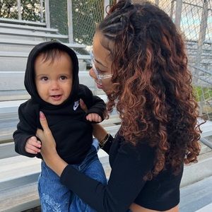 Meet your Posher, Aneisha